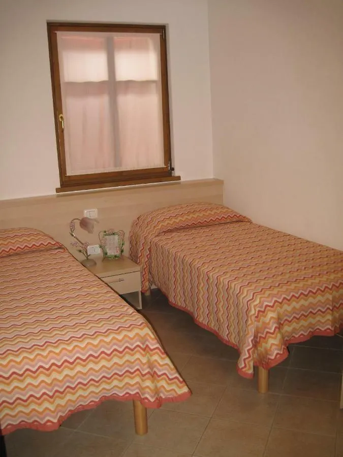 Residenza Cristina Aparthotel Brenzone sul Garda