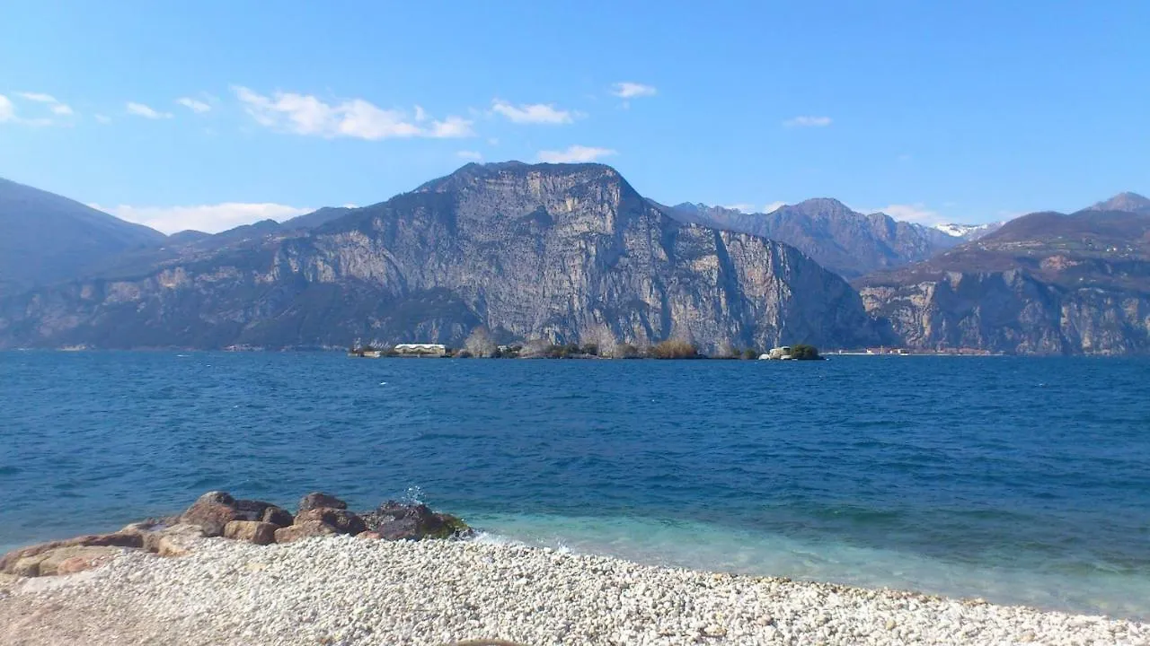 Residenza Cristina Aparthotel Brenzone sul Garda